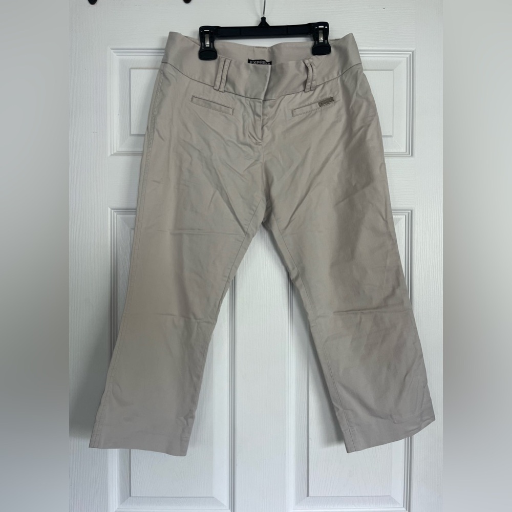 Express Capri Pants